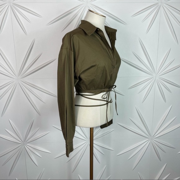 Khaki Button Down Crop Shirt Tie Details - Picture 13 of 16